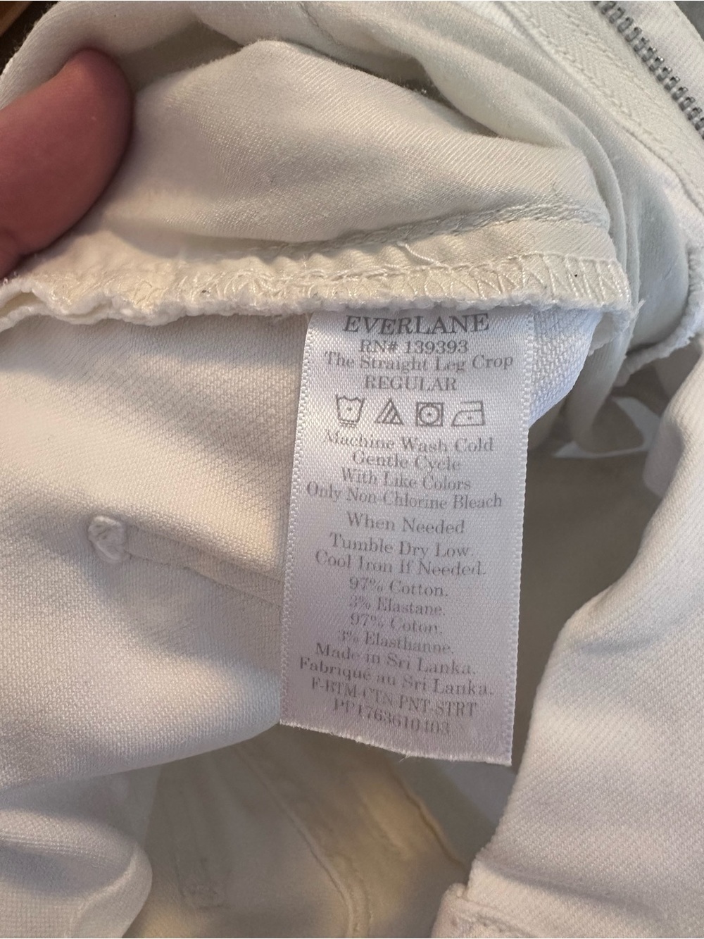 Everlane White Straight Crop Jeans - Size 0 - Excellent Condition! - Picture 9 of 9